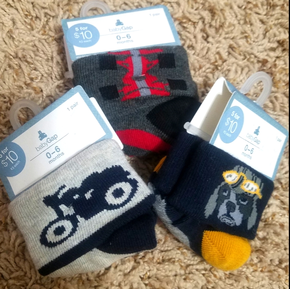 NWT 6 pair: New Baby Gap 0-6 Months & Sz 12-24, Mos Boys' Socks x6 Total Pair